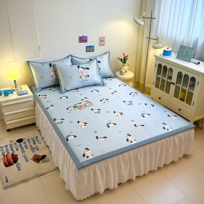 91家纺网 家纺一手货源 找家纺 全季家居 2025新款A类小清新数码印花冰藤席凉席席子 调皮小狗 床席