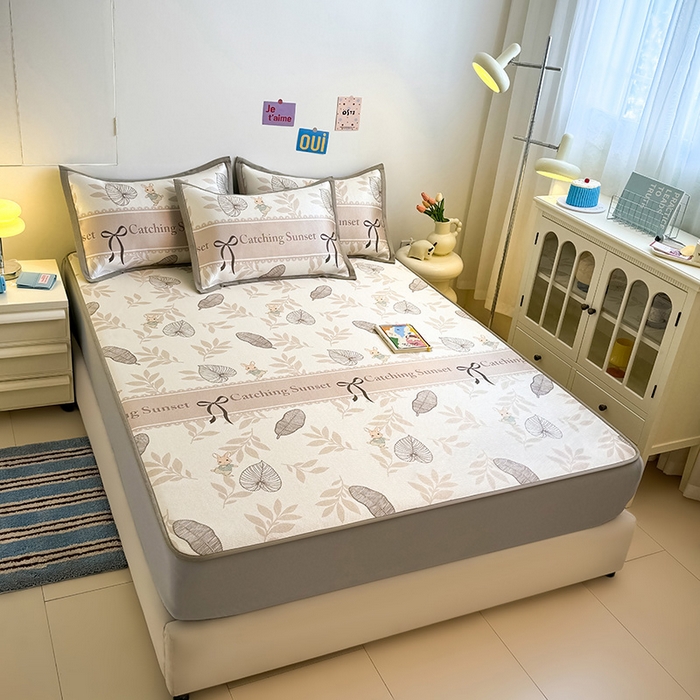 91家纺网 家纺一手货源 找家纺 全季家居 2025新款A类小清新数码印花冰藤席凉席席子 复古花园 床笠