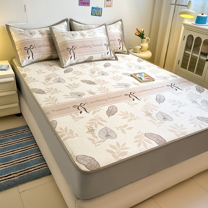 91家纺网 家纺一手货源 找家纺 全季家居 2025新款A类小清新数码印花冰藤席凉席席子 复古花园 床笠