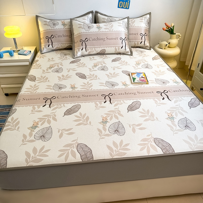 91家纺网 家纺一手货源 找家纺 全季家居 2025新款A类小清新数码印花冰藤席凉席席子 复古花园 床笠