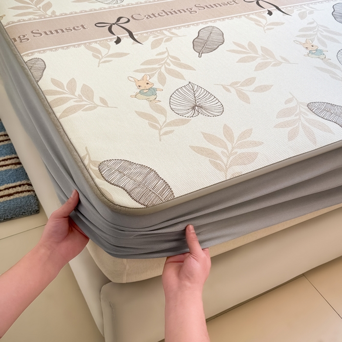 91家纺网 家纺一手货源 找家纺 全季家居 2025新款A类小清新数码印花冰藤席凉席席子 复古花园 床笠