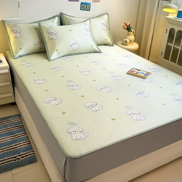 91家纺网 家纺一手货源 找家纺 全季家居 2025新款A类小清新数码印花冰藤席凉席席子 开心小狗 床笠