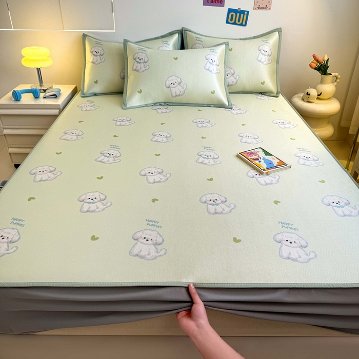 91家纺网 家纺一手货源 找家纺 全季家居 2025新款A类小清新数码印花冰藤席凉席席子 开心小狗 床笠