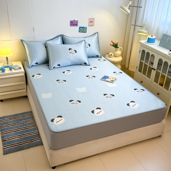 91家纺网 家纺一手货源 找家纺 全季家居 2025新款A类小清新数码印花冰藤席凉席席子 蓝色熊猫 床笠