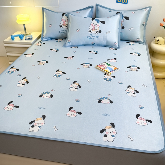 91家纺网 家纺一手货源 找家纺 全季家居 2025新款A类小清新数码印花冰藤席凉席席子 调皮小狗 床笠