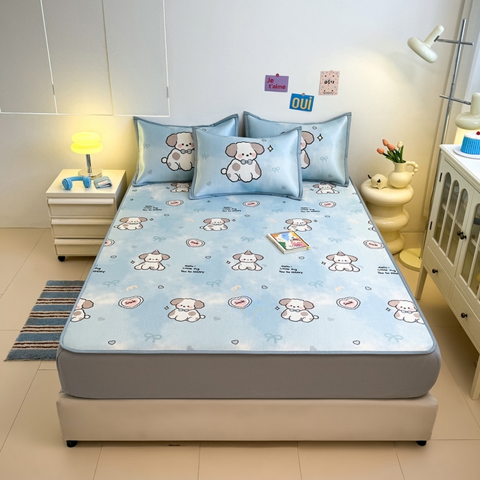 91家纺网 家纺一手货源 找家纺 全季家居 2025新款A类小清新数码印花冰藤席凉席席子 微笑小狗 床笠