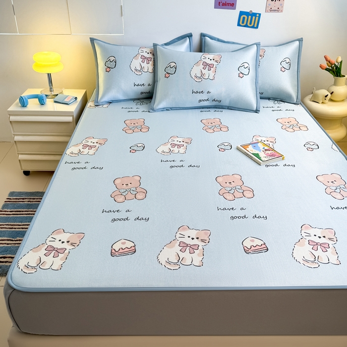 91家纺网 家纺一手货源 找家纺 全季家居 2025新款A类小清新数码印花冰藤席凉席席子 雪糕猫咪 床笠