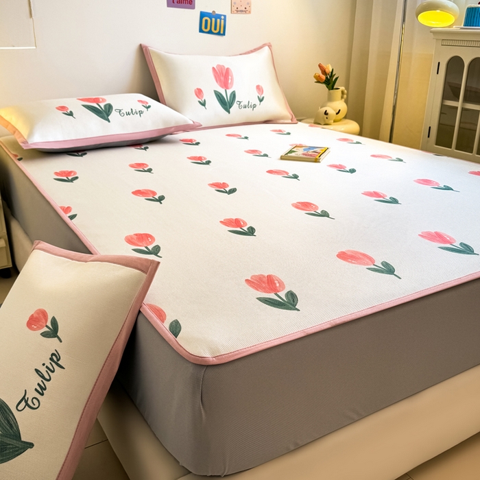 91家纺网 家纺一手货源 找家纺 全季家居 2025新款A类小清新数码印花冰藤席凉席席子 郁金香 床笠