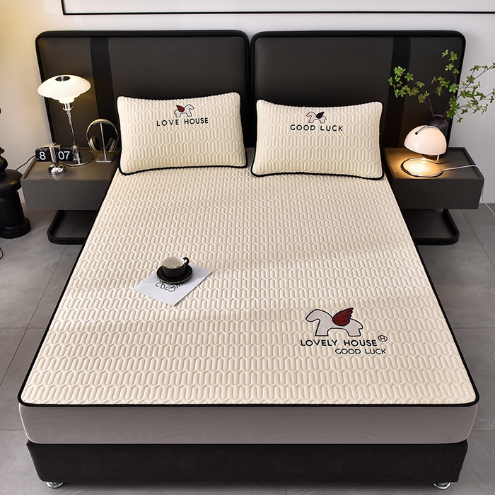 91家纺网 家纺一手货源 找家纺 炫拼家纺 2025春夏新款0.5加厚床笠乳胶凉席-小飞马系列 小飞马-玉石白