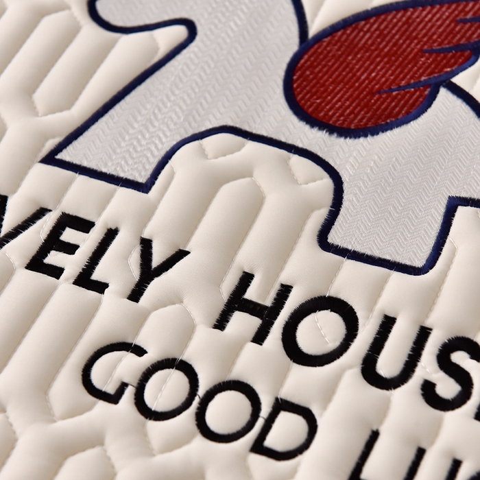 91家纺网 家纺一手货源 找家纺 炫拼家纺 2025春夏新款0.5加厚床笠乳胶凉席-小飞马系列 小飞马-玉石白