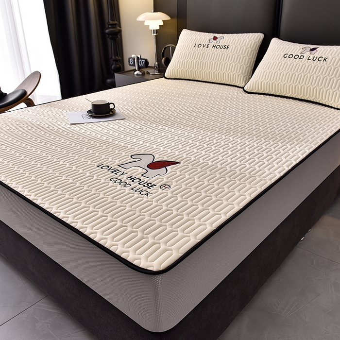 91家纺网 家纺一手货源 找家纺 炫拼家纺 2025春夏新款0.5加厚床笠乳胶凉席-小飞马系列 小飞马-玉石白