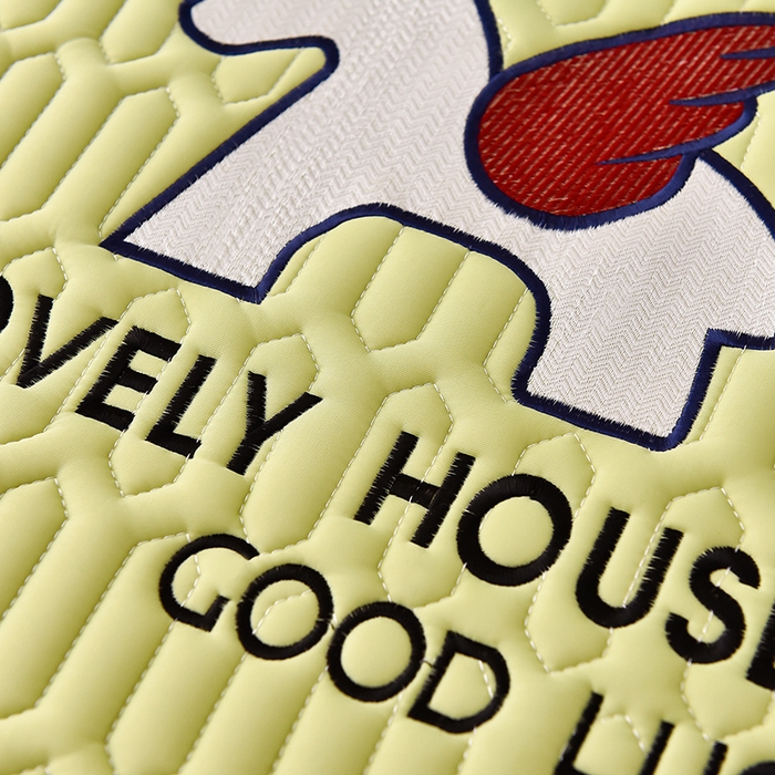 91家纺网 家纺一手货源 找家纺 炫拼家纺 2025春夏新款0.5加厚床笠乳胶凉席-小飞马系列 小飞马-仙草绿