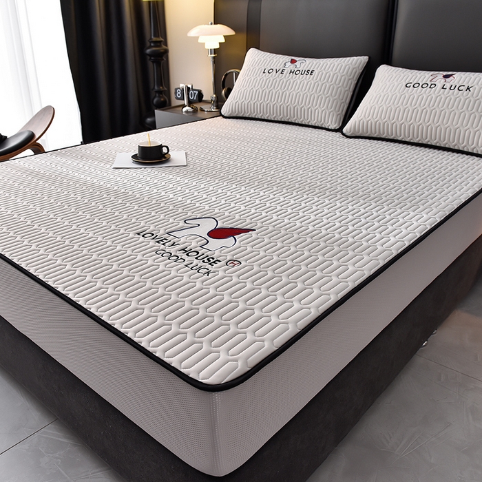 91家纺网 家纺一手货源 找家纺 炫拼家纺 2025春夏新款0.5加厚床笠乳胶凉席-小飞马系列 小飞马-珍珠灰