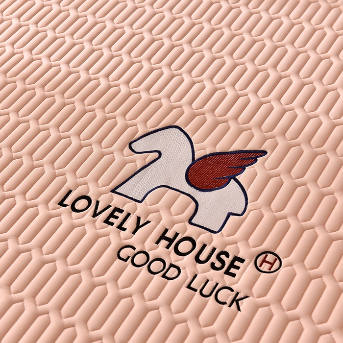 91家纺网 家纺一手货源 找家纺 炫拼家纺 2025春夏新款0.5加厚床笠乳胶凉席-小飞马系列 小飞马-香妃粉