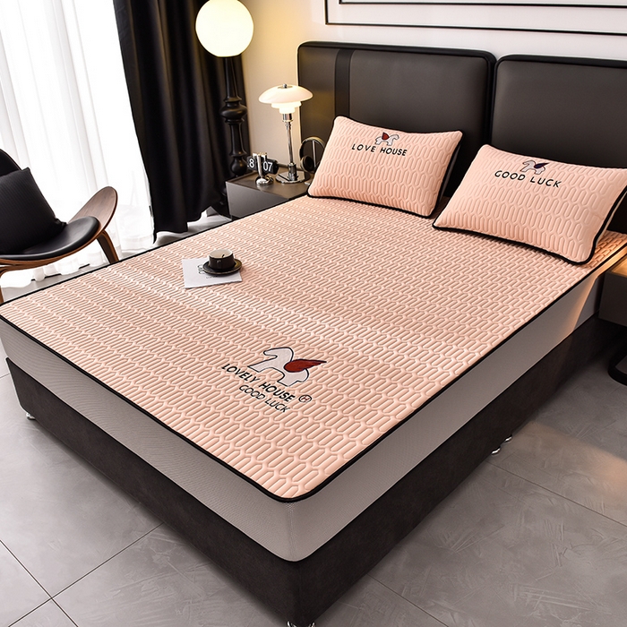 91家纺网 家纺一手货源 找家纺 炫拼家纺 2025春夏新款0.5加厚床笠乳胶凉席-小飞马系列 小飞马-香妃粉