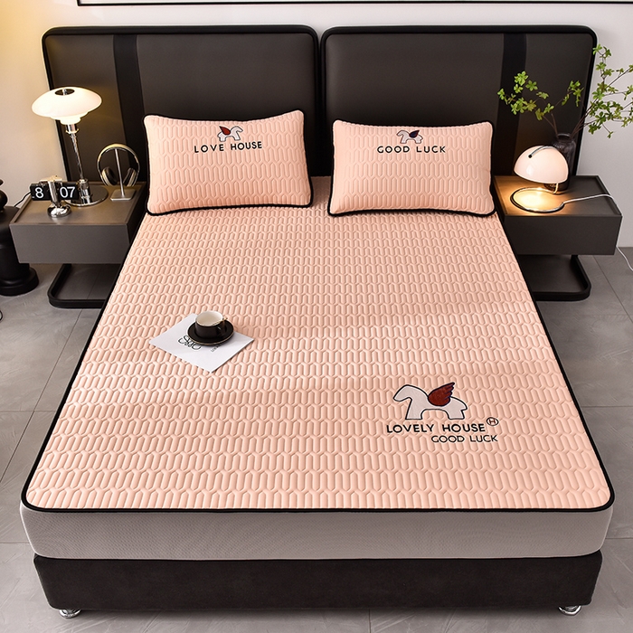 91家纺网 家纺一手货源 找家纺 炫拼家纺 2025春夏新款0.5加厚床笠乳胶凉席-小飞马系列 小飞马-香妃粉