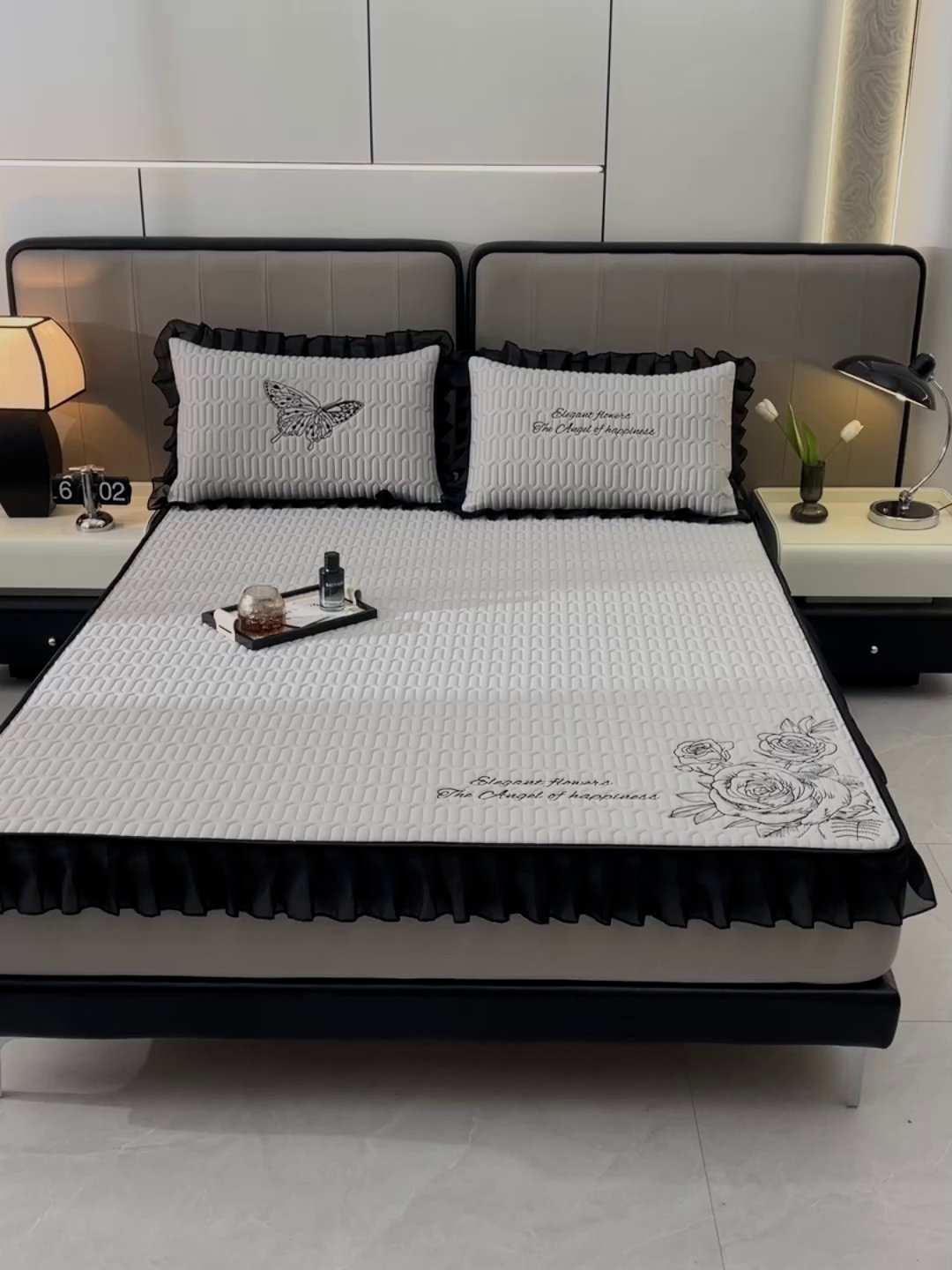 91家纺网 家纺一手货源 找家纺 炫拼家纺 2025春夏新款A类凉感丝花边床笠款乳胶凉席-法式玫瑰 法式玫瑰-珍珠灰