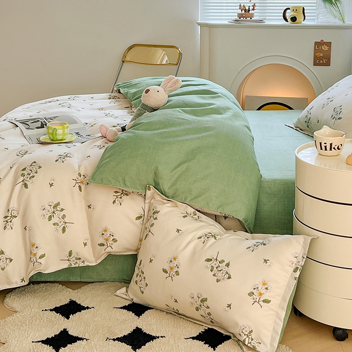 91家纺网 家纺一手货源 找家纺 世爵家纺 2023新款亲肤印花磨毛四件套 花香满园