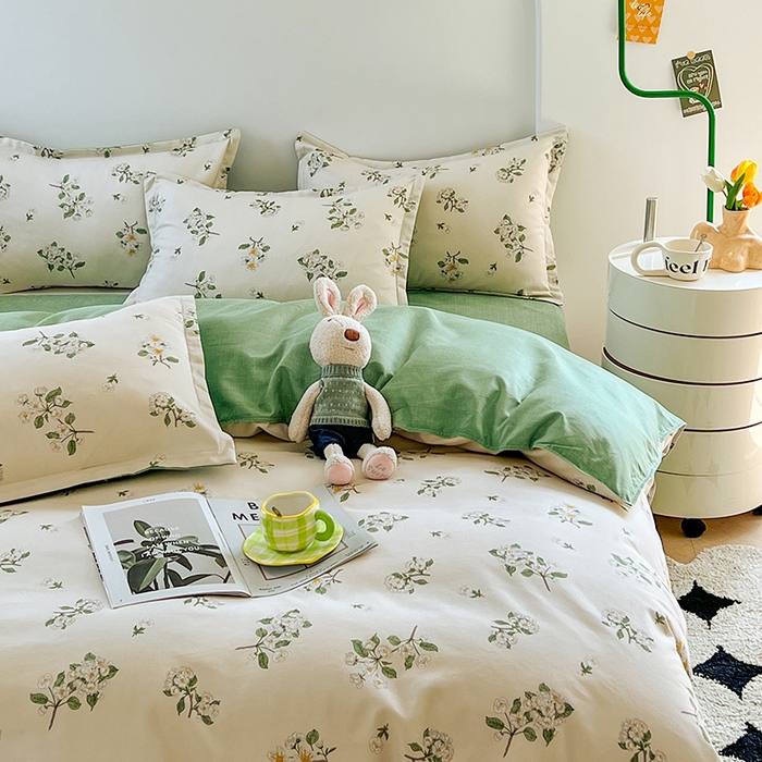 91家纺网 家纺一手货源 找家纺 世爵家纺 2023新款亲肤印花磨毛四件套 花香满园