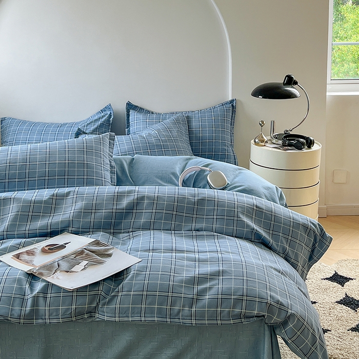 91家纺网 家纺一手货源 找家纺 世爵家纺 2023新款亲肤印花磨毛四件套 格言-蓝