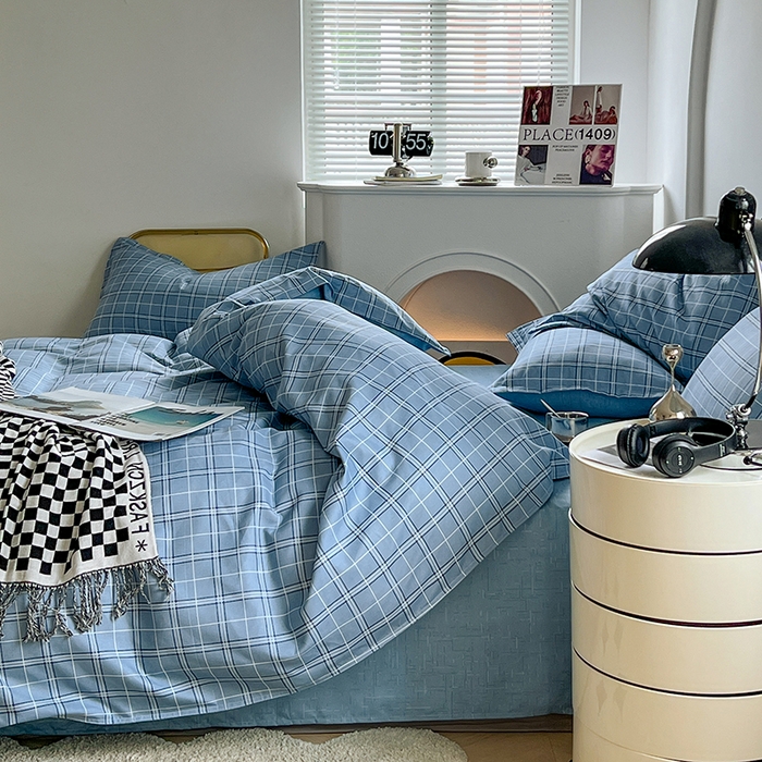 91家纺网 家纺一手货源 找家纺 世爵家纺 2023新款亲肤印花磨毛四件套 格言-蓝