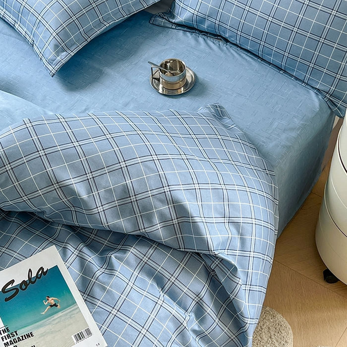 91家纺网 家纺一手货源 找家纺 世爵家纺 2023新款亲肤印花磨毛四件套 格言-蓝