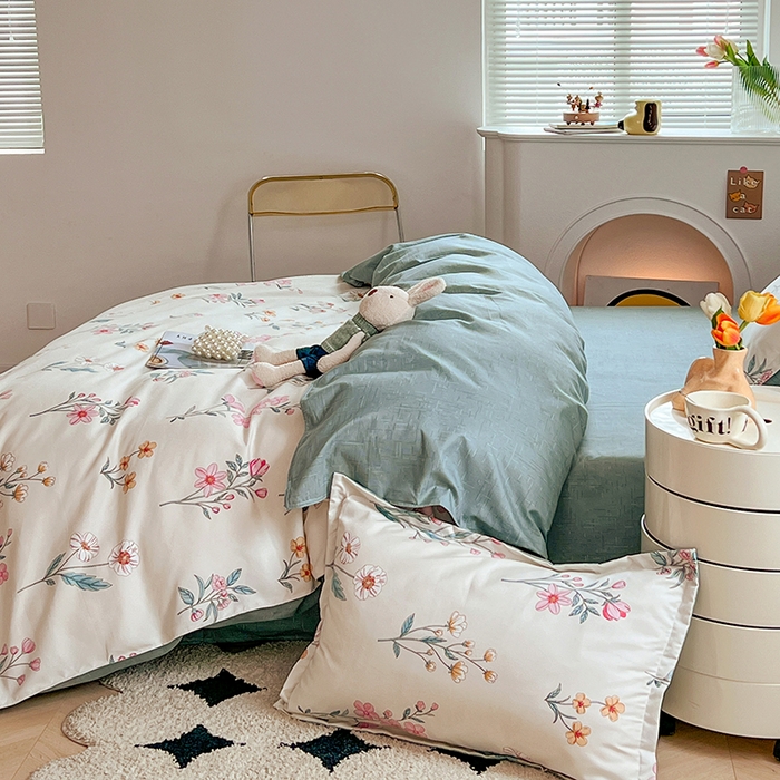 91家纺网 家纺一手货源 找家纺 世爵家纺 2023新款亲肤印花磨毛四件套 幽兰情思