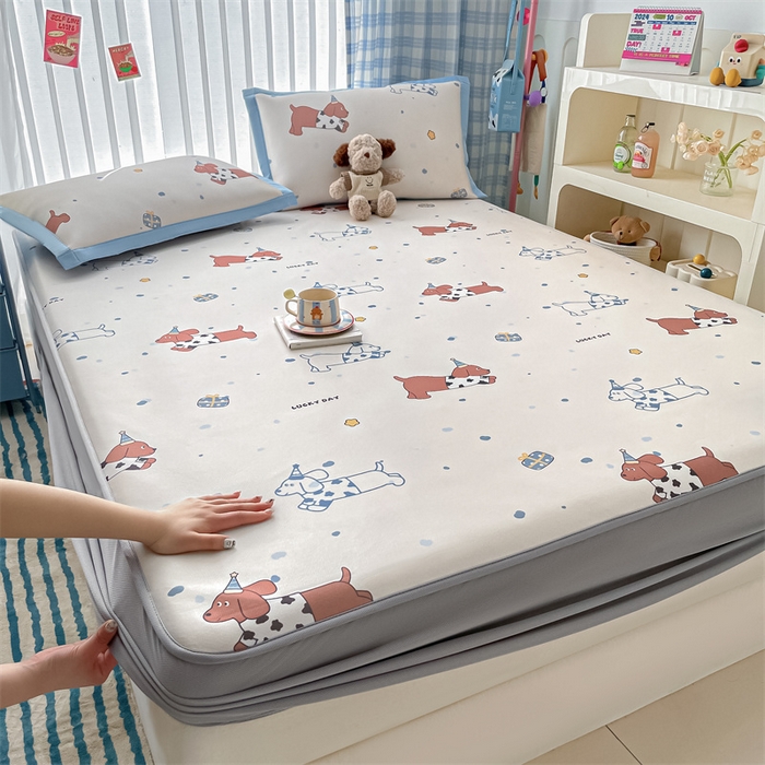 91家纺网 家纺一手货源 找家纺 美澳家纺 2025新款数码印花碳光冰丝席床席床笠三件套 狗狗丫