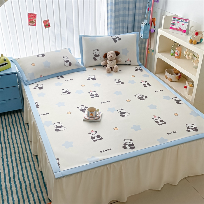 91家纺网 家纺一手货源 找家纺 美澳家纺 2025新款数码印花碳光冰丝席床席床笠三件套 星星熊猫