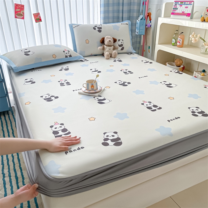 91家纺网 家纺一手货源 找家纺 美澳家纺 2025新款数码印花碳光冰丝席床席床笠三件套 星星熊猫