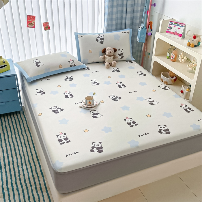 91家纺网 家纺一手货源 找家纺 美澳家纺 2025新款数码印花碳光冰丝席床席床笠三件套 星星熊猫