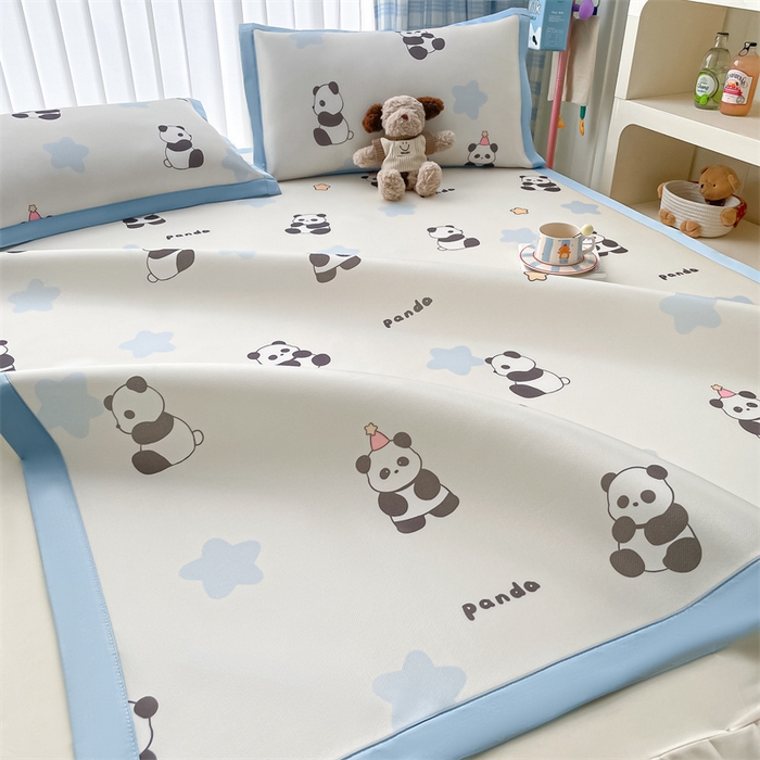 91家纺网 家纺一手货源 找家纺 美澳家纺 2025新款数码印花碳光冰丝席床席床笠三件套 星星熊猫