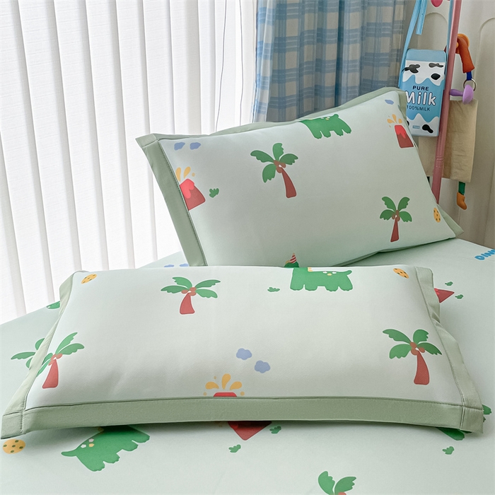 91家纺网 家纺一手货源 找家纺 美澳家纺 2025新款数码印花碳光冰丝席床席床笠三件套 椰椰小恐龙