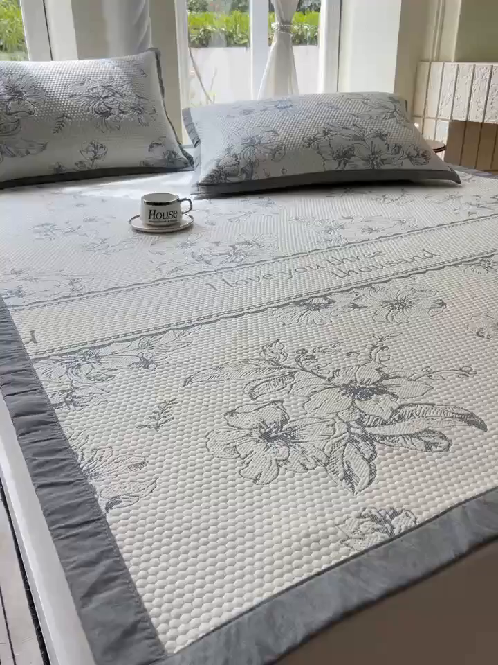 91家纺网 家纺一手货源 找家纺 （总）宜家坊 2025新款A类PE中分子提花软凉席-花夏