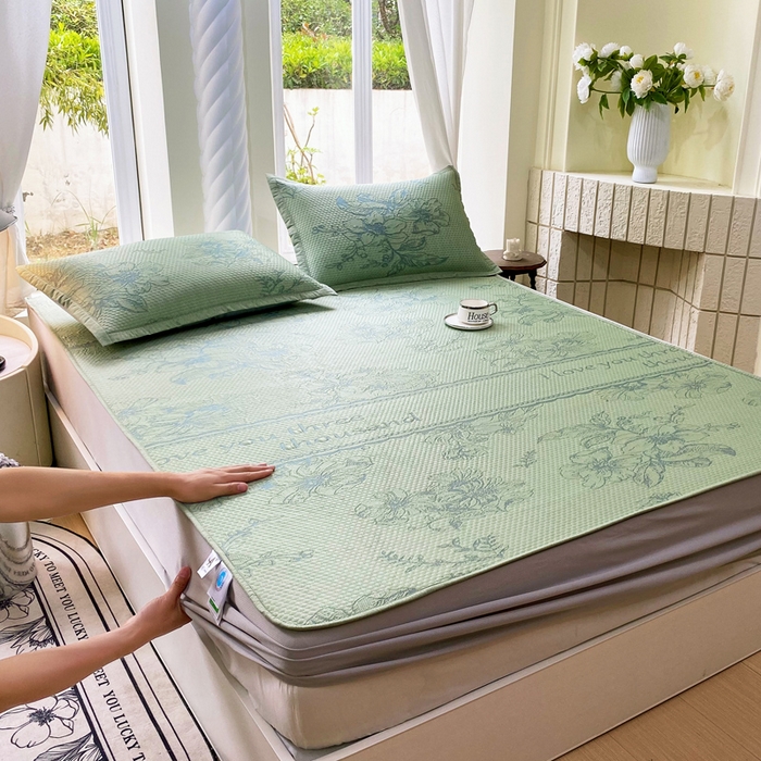 91家纺网 家纺一手货源 找家纺 （总）宜家坊 2025新款A类PE中分子提花软凉席-花夏