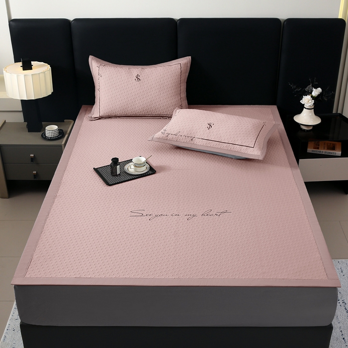 91家纺网 家纺一手货源 找家纺 （总）宜家坊 2025新款A类PE中分子绣花软凉席-雅致