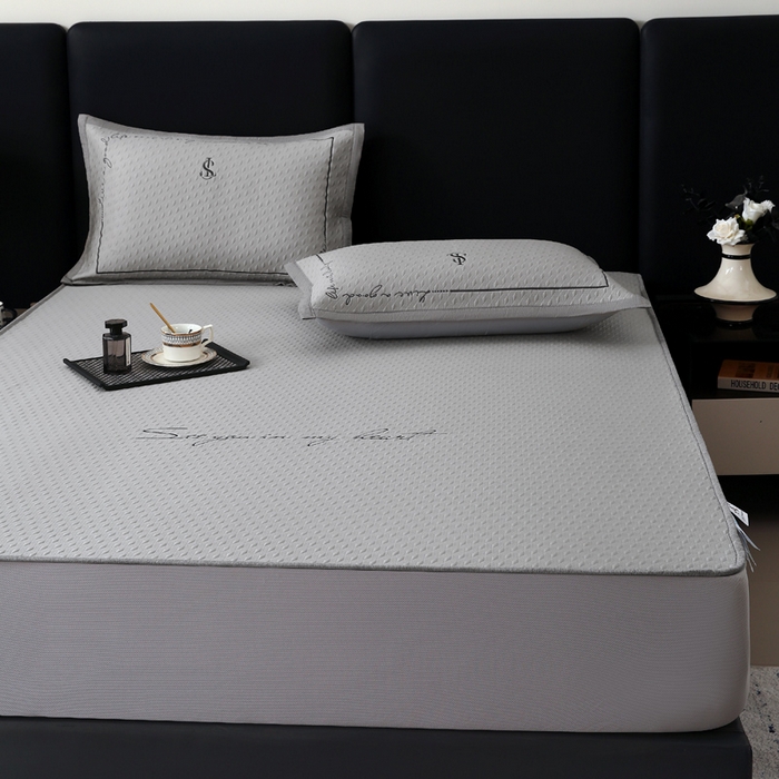 91家纺网 家纺一手货源 找家纺 宜家坊 2025新款A类PE中分子绣花软凉席-雅致 床笠款-雅致灰