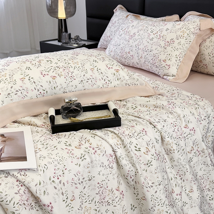 91家纺网 家纺一手货源 找家纺 宜家坊 2025春夏新款莱赛尔天丝夏被嵌绳款数码印花单夏被夏被四件套单床笠单床单款 吟禾暮