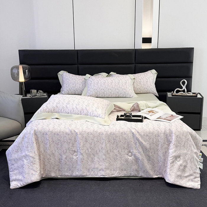 91家纺网 家纺一手货源 找家纺 宜家坊 2025春夏新款莱赛尔天丝夏被嵌绳款数码印花单夏被夏被四件套单床笠单床单款 浅知