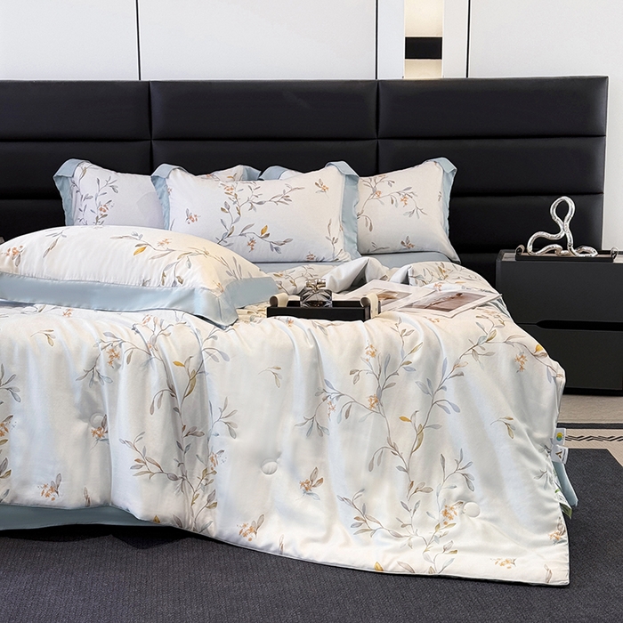 91家纺网 家纺一手货源 找家纺 宜家坊 2025春夏新款莱赛尔天丝夏被嵌绳款数码印花单夏被夏被四件套单床笠单床单款 清雅