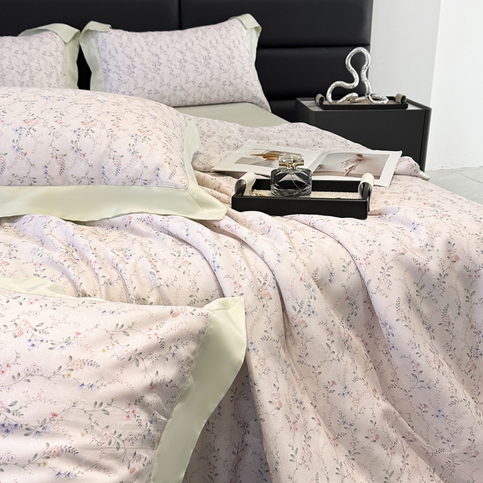 91家纺网 家纺一手货源 找家纺 宜家坊 2025春夏新款莱赛尔天丝夏被嵌绳款数码印花单夏被夏被四件套单床笠单床单款 浅知