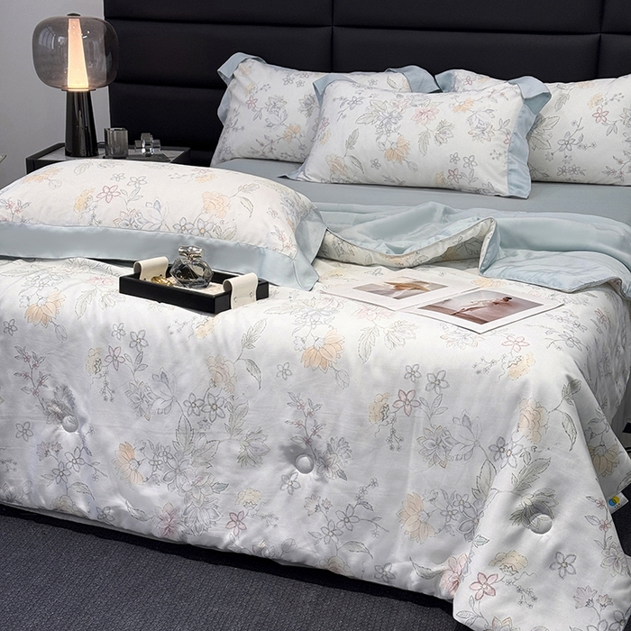 91家纺网 家纺一手货源 找家纺 宜家坊 2025春夏新款莱赛尔天丝夏被嵌绳款数码印花单夏被夏被四件套单床笠单床单款 春日蜜糖