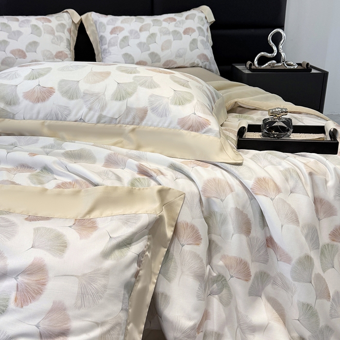 91家纺网 家纺一手货源 找家纺 宜家坊 2025春夏新款莱赛尔天丝夏被嵌绳款数码印花单夏被夏被四件套单床笠单床单款 林间秘信