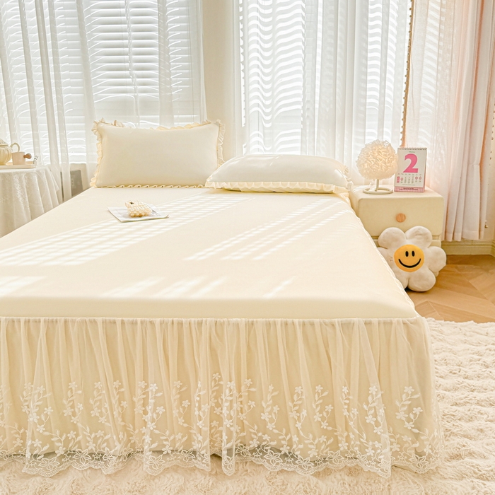 91家纺网 家纺一手货源 找家纺 LIFE.丽芙 2025春夏新款独家研发太空层凉感软席双层蕾丝边冰丝凉席床裙款 奶昔黄