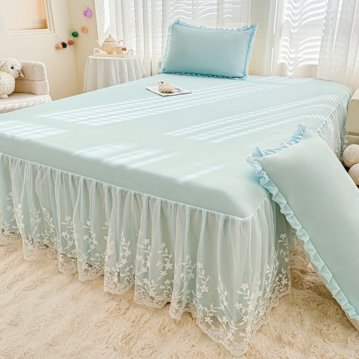 91家纺网 家纺一手货源 找家纺 LIFE.丽芙 2025春夏新款独家研发太空层凉感软席双层蕾丝边冰丝凉席床裙款 浅兰