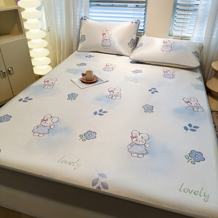 91家纺网 家纺一手货源 找家纺 （总）LIFE.丽芙 2025春夏季新品数码印花冰藤凉席席子床笠三件套加厚冰丝软藤席小清新印花床罩单件（风格二）