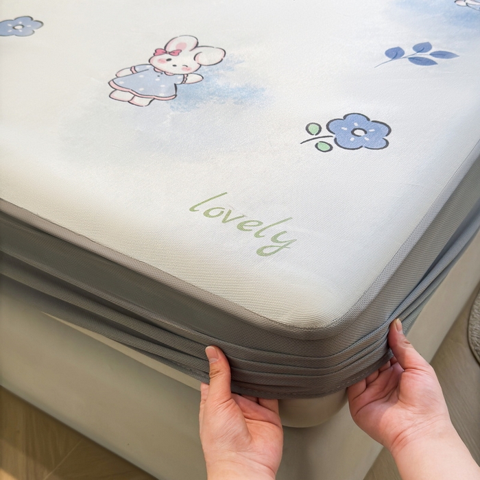 91家纺网 家纺一手货源 找家纺 （总）LIFE.丽芙 2025春夏季新品数码印花冰藤凉席席子床笠三件套加厚冰丝软藤席小清新印花床罩单件（风格二）