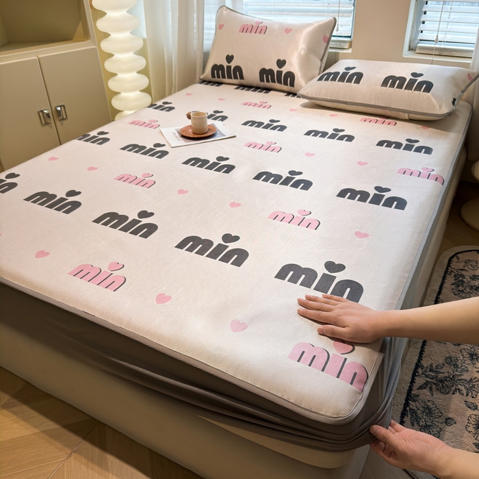 91家纺网 家纺一手货源 找家纺 （总）LIFE.丽芙 2025春夏季新品数码印花冰藤凉席席子床笠三件套加厚冰丝软藤席小清新印花床罩单件（风格二）