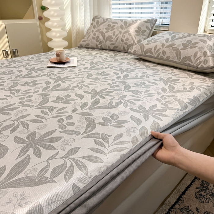 91家纺网 家纺一手货源 找家纺 LIFE.丽芙 2025春夏季新品数码印花冰藤凉席席子床笠三件套加厚冰丝软藤席小清新印花床罩单件（风格二） 绿茵