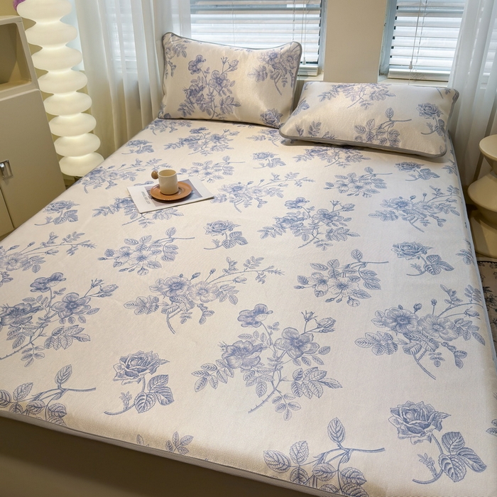 91家纺网 家纺一手货源 找家纺 LIFE.丽芙 2025春夏季新品数码印花冰藤凉席席子床笠三件套加厚冰丝软藤席小清新印花床罩单件（风格二） 赫本